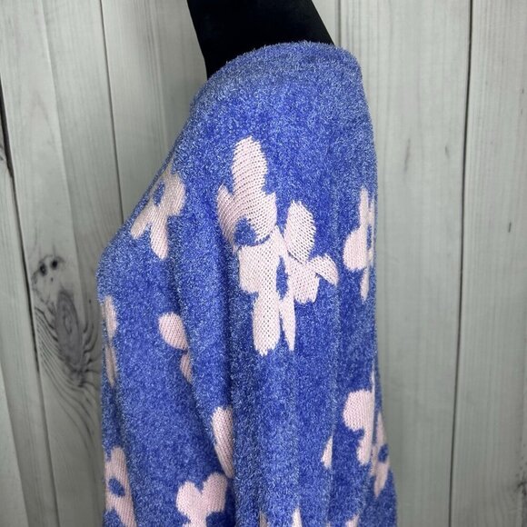 Art Class Fuzzy Flower Printed Sweater Purple Pink Floral Girls Size XXL (18) - Picture 5 of 9